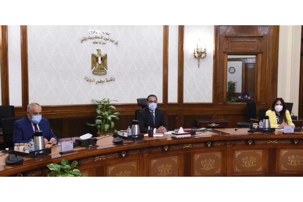 رئيس الوزراء يتابع موقف مشروعات الهيئة العربية للتصنيع
